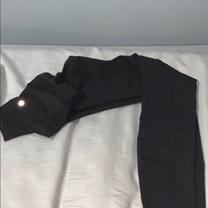Lululemon Wunder Under leggings